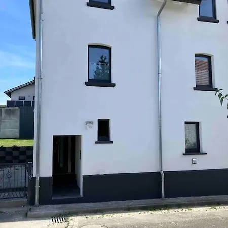 Borsch Urlaub Ferienwohnungen Geisa Exterior photo